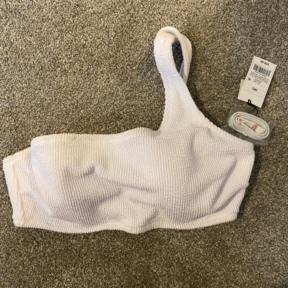 Women’s White Swim Too